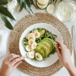 Does avocado taste good with bananas?
